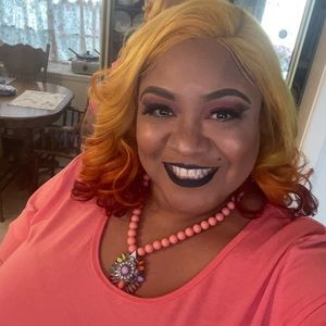 Meet your Posher, Shyria